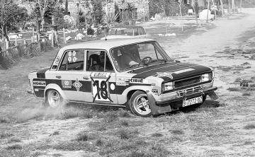 Javier del Arco prueba el Seat 124-1840 grupo 4 que Salvador Cañellas pilotó en el Rallye Monte-Carlo 1977 (Foto: Jordi Franquet)